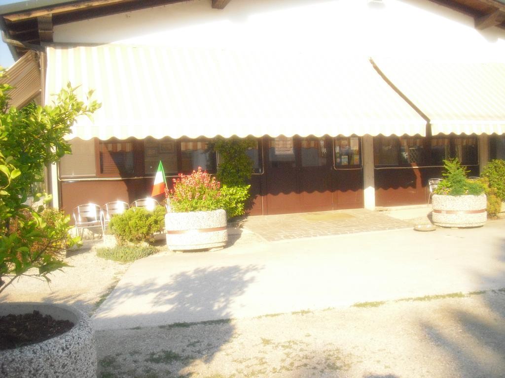 Agriturismo La Chioccia Campagna Lupia Exterior foto